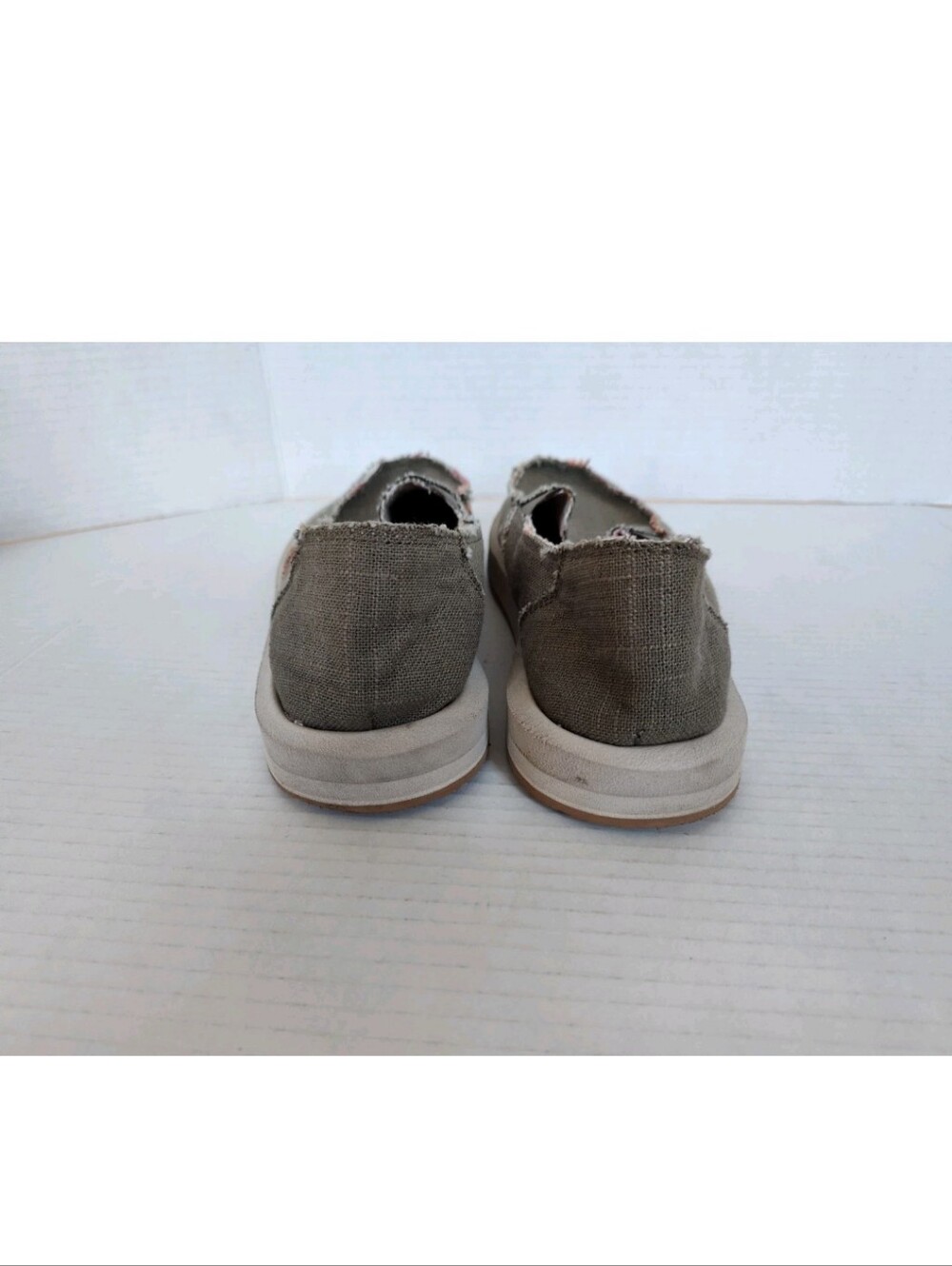 Sanuk Women's Slip on Loafers Size 8 Lot of 2 pair Nice! - Picture 10 of 12